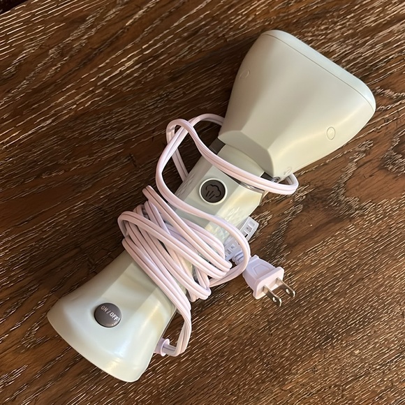 Conair steamer - Picture 2 of 3